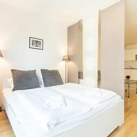 New Modern With Zizkov Parking Appartamento Praga